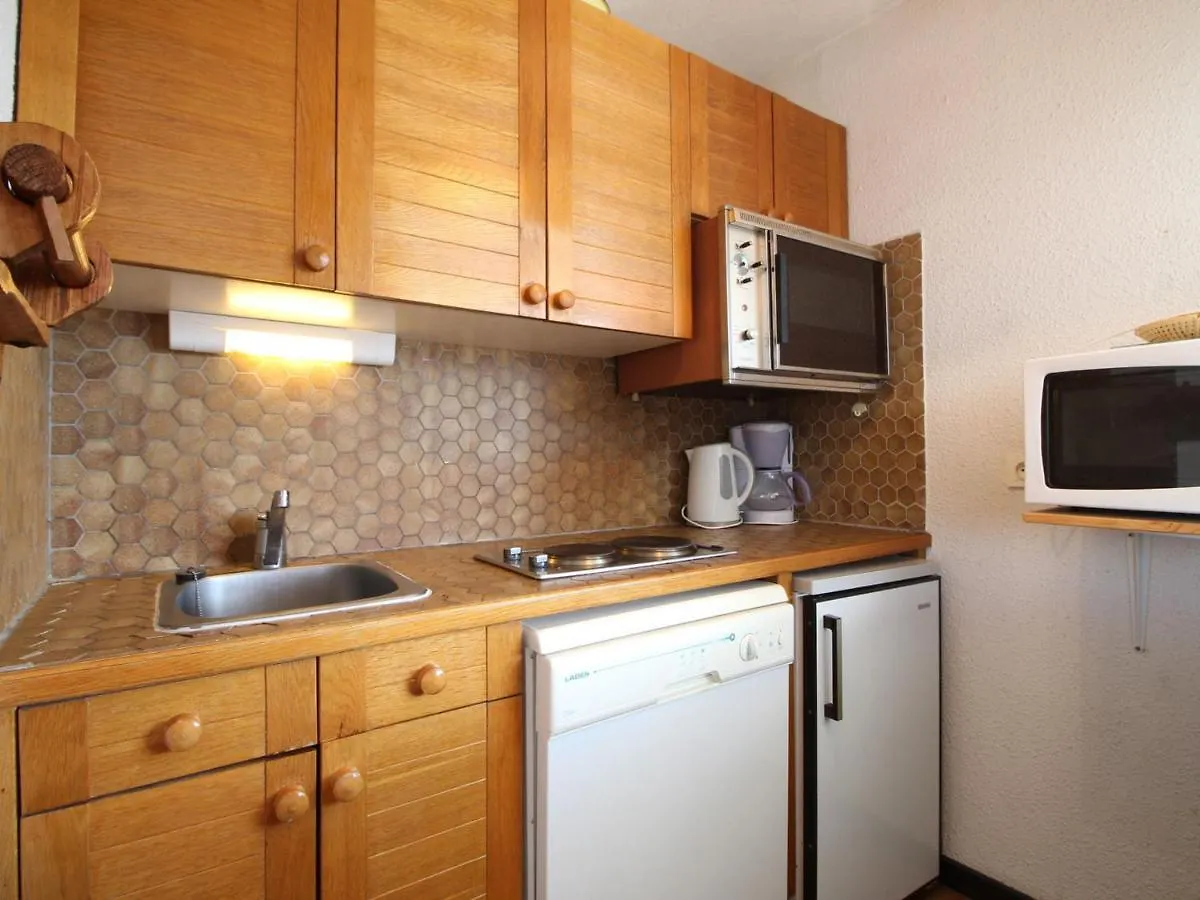 Studio 4 Pers. Proche Pistes Et Commerces, Balcon, Parking - Fr-1-572-131 Araches-la-Frasse Apartment