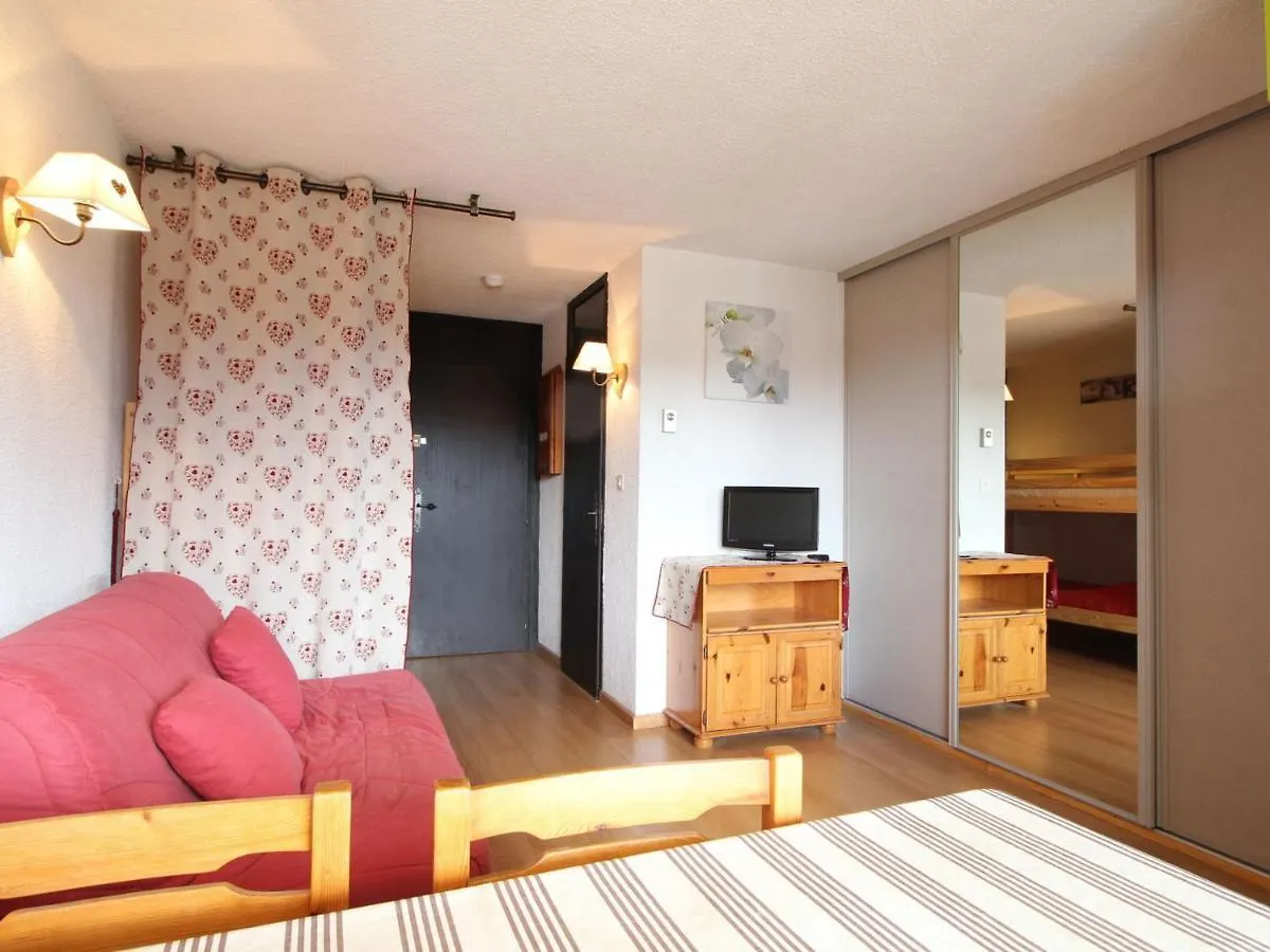 Apartment Studio 4 Pers. Proche Pistes Et Commerces, Balcon, Parking - Fr-1-572-131 Araches-la-Frasse